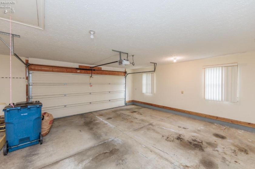 1418 Julianne Circle, Sandusky, 44870, 3 Bedrooms Bedrooms, ,2 BathroomsBathrooms,Residential,For Sale,Julianne,20261136