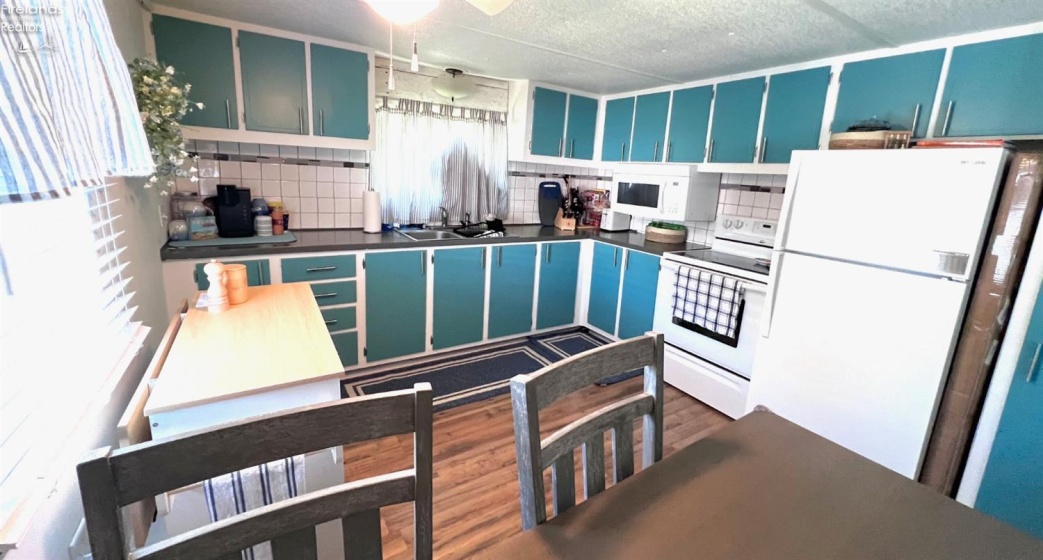 3575 Catawba Road, Port Clinton, 43452, 2 Bedrooms Bedrooms, ,1 BathroomBathrooms,Residential,For Sale,Catawba,20261144