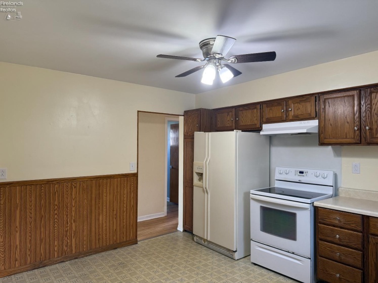 411 Collinwood Boulevard, Fremont, 43420, 3 Bedrooms Bedrooms, ,1 BathroomBathrooms,Residential,For Sale,Collinwood,20261143