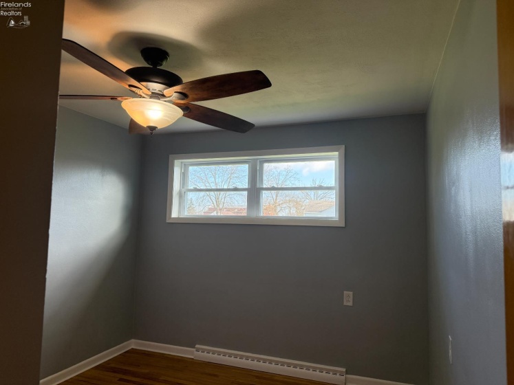 411 Collinwood Boulevard, Fremont, 43420, 3 Bedrooms Bedrooms, ,1 BathroomBathrooms,Residential,For Sale,Collinwood,20261143