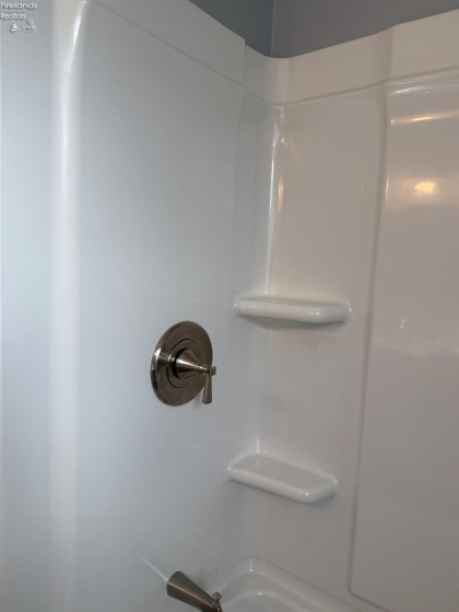 411 Collinwood Boulevard, Fremont, 43420, 3 Bedrooms Bedrooms, ,1 BathroomBathrooms,Residential,For Sale,Collinwood,20261143