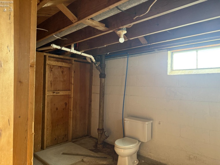 411 Collinwood Boulevard, Fremont, 43420, 3 Bedrooms Bedrooms, ,1 BathroomBathrooms,Residential,For Sale,Collinwood,20261143