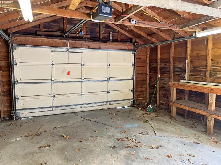 411 Collinwood Boulevard, Fremont, 43420, 3 Bedrooms Bedrooms, ,1 BathroomBathrooms,Residential,For Sale,Collinwood,20261143