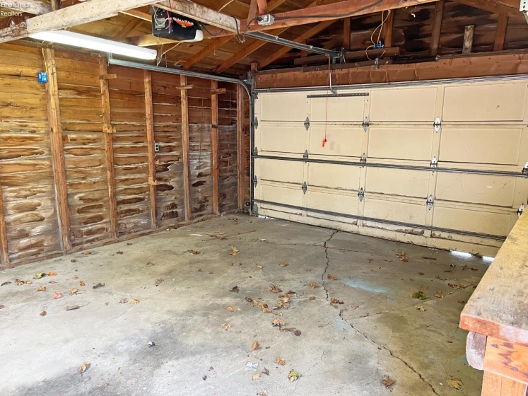 411 Collinwood Boulevard, Fremont, 43420, 3 Bedrooms Bedrooms, ,1 BathroomBathrooms,Residential,For Sale,Collinwood,20261143