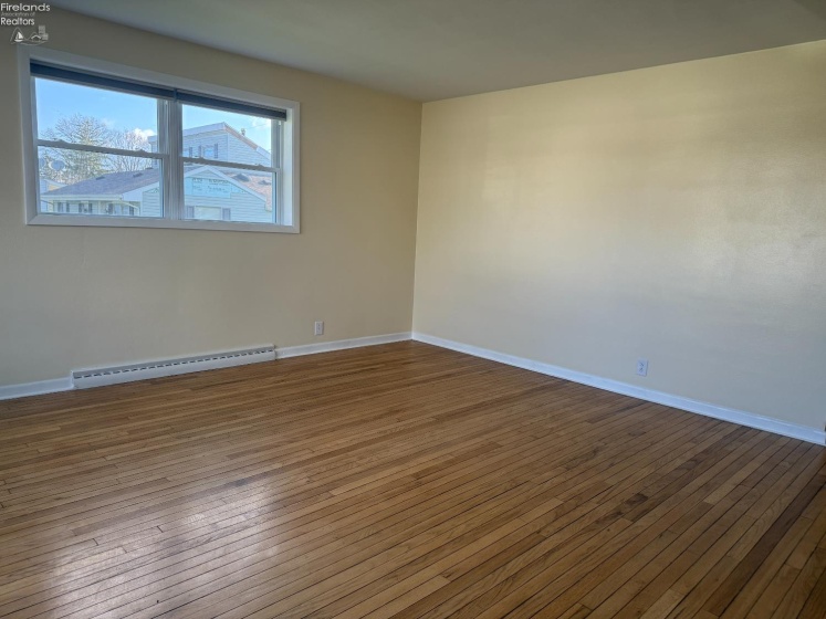 411 Collinwood Boulevard, Fremont, 43420, 3 Bedrooms Bedrooms, ,1 BathroomBathrooms,Residential,For Sale,Collinwood,20261143