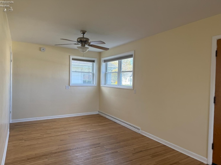 411 Collinwood Boulevard, Fremont, 43420, 3 Bedrooms Bedrooms, ,1 BathroomBathrooms,Residential,For Sale,Collinwood,20261143