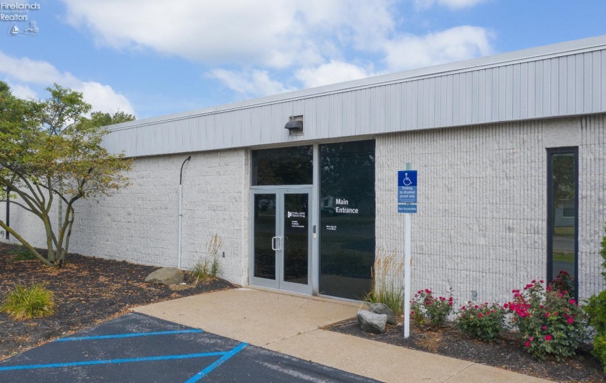 1031 Pierce Street, Sandusky, 44870, ,Commercial For Lease,For Lease,Pierce,20261150