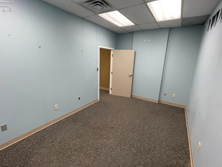 1031 Pierce Street, Sandusky, 44870, ,Commercial For Lease,For Lease,Pierce,20261150