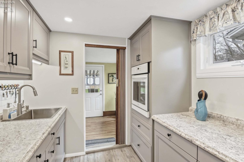 2548 Bay Vista Drive, Lakeside, 43440, 2 Bedrooms Bedrooms, ,1 BathroomBathrooms,Residential,For Sale,Bay Vista,20261140