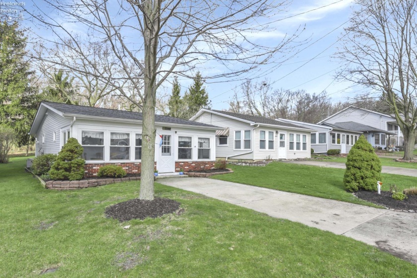 2548 Bay Vista Drive, Lakeside, 43440, 2 Bedrooms Bedrooms, ,1 BathroomBathrooms,Residential,For Sale,Bay Vista,20261140