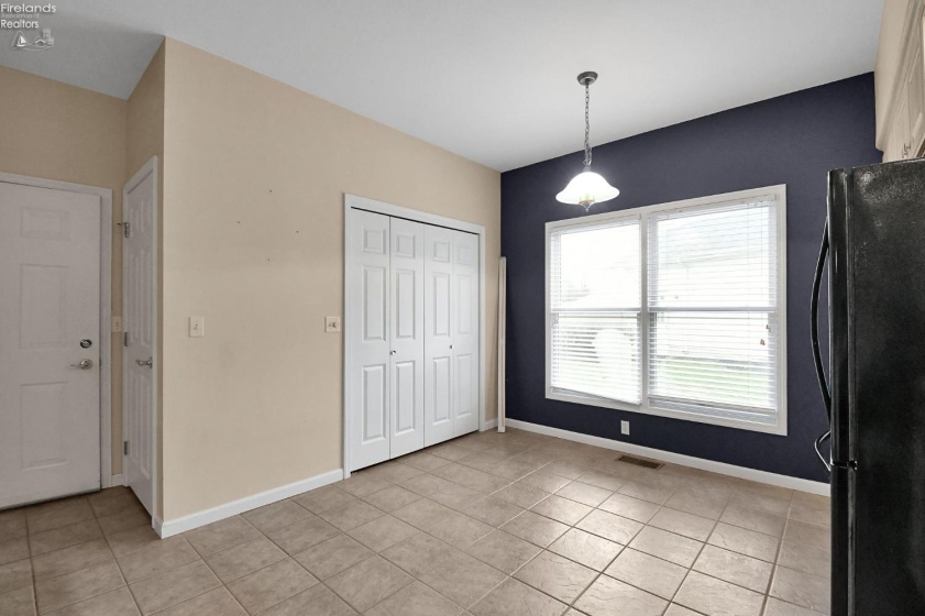 102 Roth Court, Bellevue, 44811, 3 Bedrooms Bedrooms, ,2 BathroomsBathrooms,Residential,For Sale,Roth Court,20261155