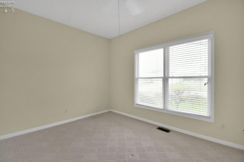 102 Roth Court, Bellevue, 44811, 3 Bedrooms Bedrooms, ,2 BathroomsBathrooms,Residential,For Sale,Roth Court,20261155