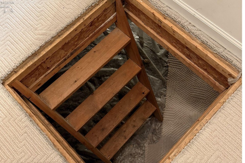 102 Roth Court, Bellevue, 44811, 3 Bedrooms Bedrooms, ,2 BathroomsBathrooms,Residential,For Sale,Roth Court,20261155