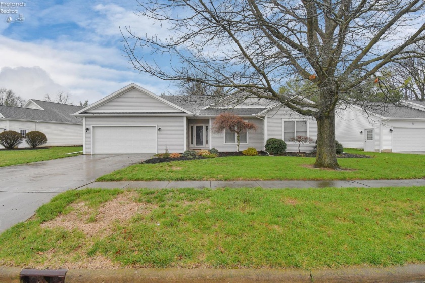 102 Roth Court, Bellevue, 44811, 3 Bedrooms Bedrooms, ,2 BathroomsBathrooms,Residential,For Sale,Roth Court,20261155