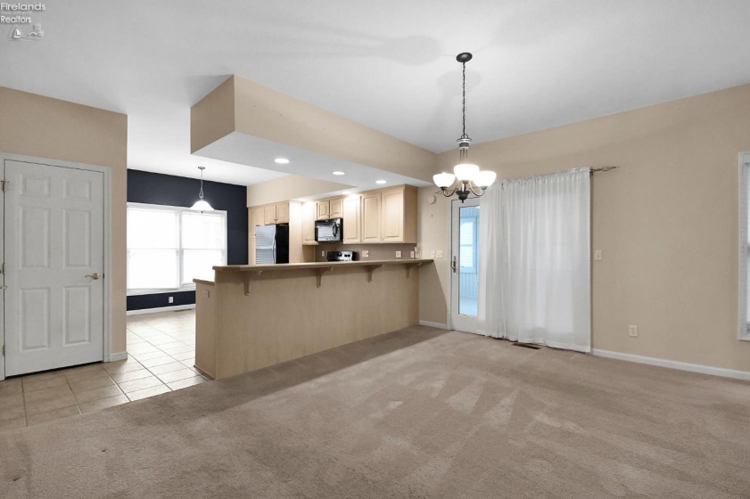 102 Roth Court, Bellevue, 44811, 3 Bedrooms Bedrooms, ,2 BathroomsBathrooms,Residential,For Sale,Roth Court,20261155