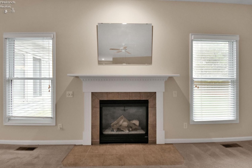 102 Roth Court, Bellevue, 44811, 3 Bedrooms Bedrooms, ,2 BathroomsBathrooms,Residential,For Sale,Roth Court,20261155