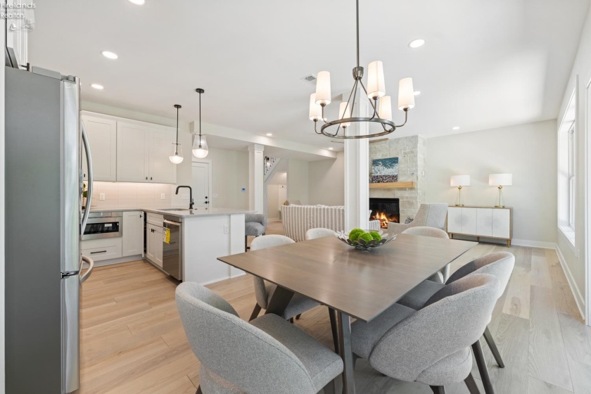 35 Beach Street, Port Clinton, 43452, 3 Bedrooms Bedrooms, ,3 BathroomsBathrooms,Residential,For Sale,Beach,20261159