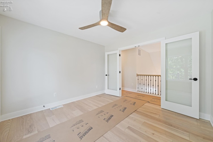 35 Beach Street, Port Clinton, 43452, 3 Bedrooms Bedrooms, ,3 BathroomsBathrooms,Residential,For Sale,Beach,20261159