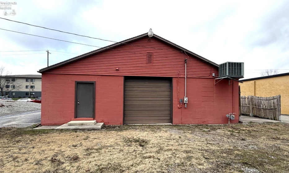 142 Vance Street, Bluffton, 45817, ,Commercial For Lease,For Lease,Vance,20261166