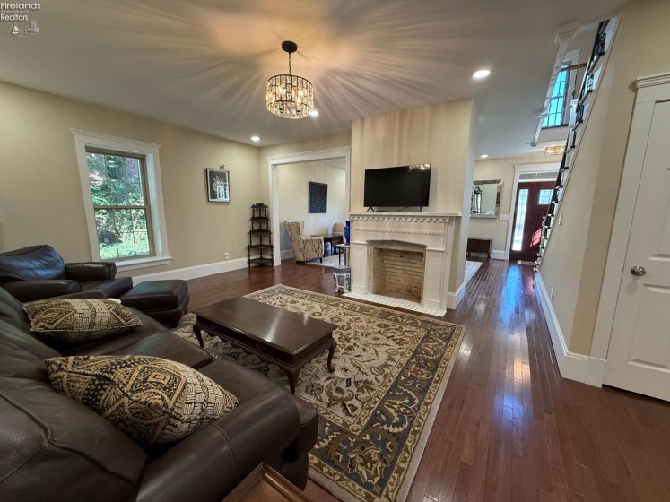 157 Main Street, Norwalk, 44857, 4 Bedrooms Bedrooms, ,4 BathroomsBathrooms,Residential,For Sale,Main,20261162