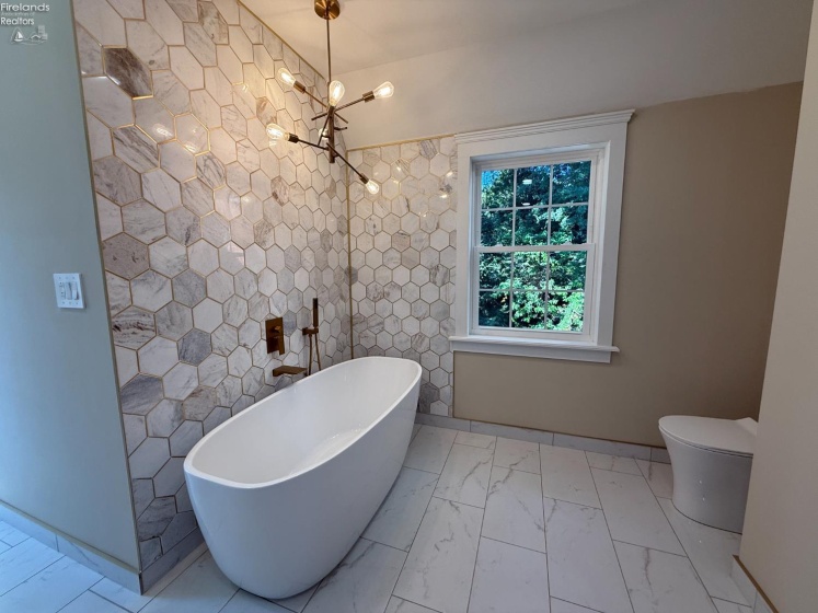 157 Main Street, Norwalk, 44857, 4 Bedrooms Bedrooms, ,4 BathroomsBathrooms,Residential,For Sale,Main,20261162