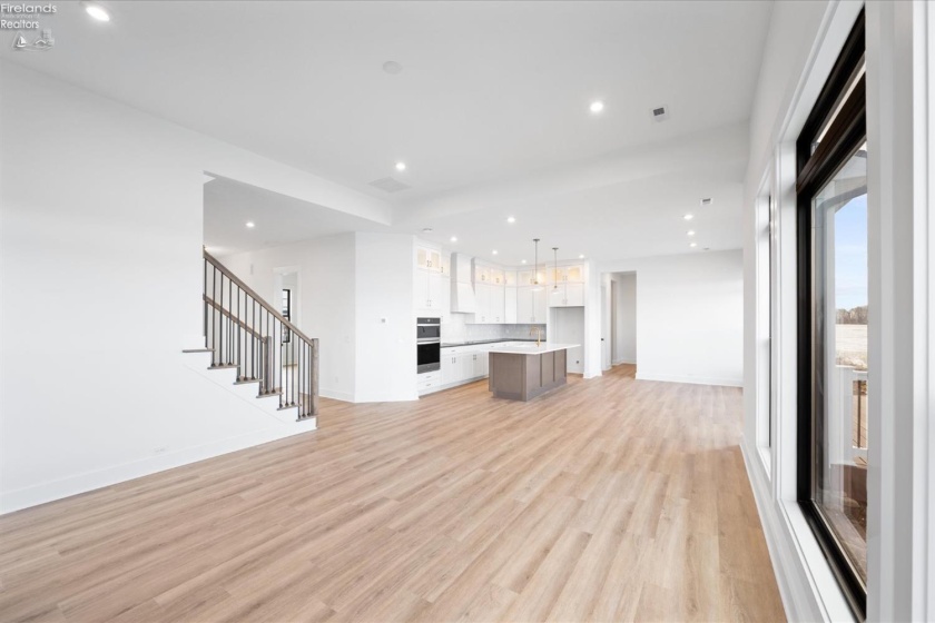 8335 Reserve Way, Marblehead, 43440, 5 Bedrooms Bedrooms, ,5 BathroomsBathrooms,Residential,For Sale,Reserve,20261165