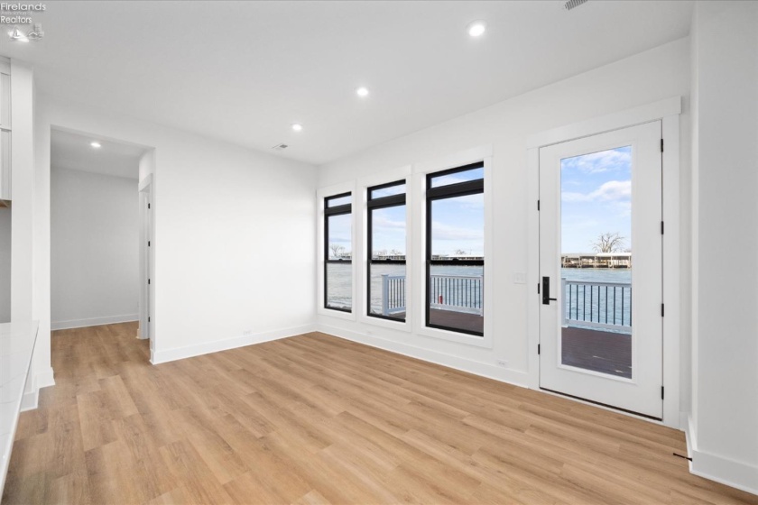 8335 Reserve Way, Marblehead, 43440, 5 Bedrooms Bedrooms, ,5 BathroomsBathrooms,Residential,For Sale,Reserve,20261165