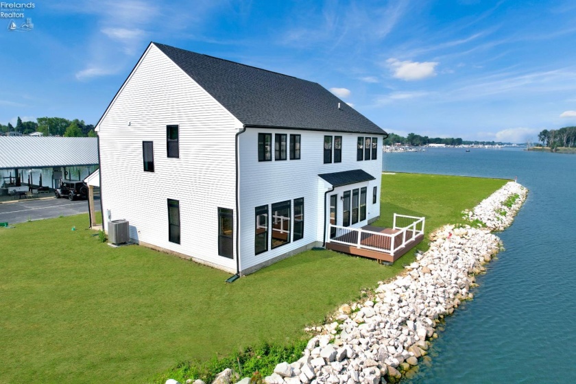 8335 Reserve Way, Marblehead, 43440, 5 Bedrooms Bedrooms, ,5 BathroomsBathrooms,Residential,For Sale,Reserve,20261165