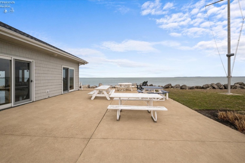 8335 Reserve Way, Marblehead, 43440, 5 Bedrooms Bedrooms, ,5 BathroomsBathrooms,Residential,For Sale,Reserve,20261165