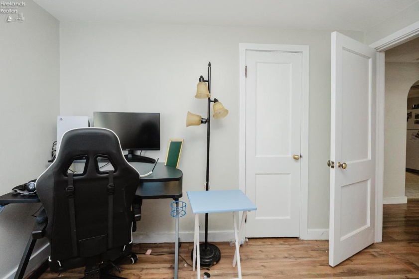 241 Hall Street, Tiffin, 44883, 3 Bedrooms Bedrooms, ,1 BathroomBathrooms,Residential,For Sale,Hall,20261163