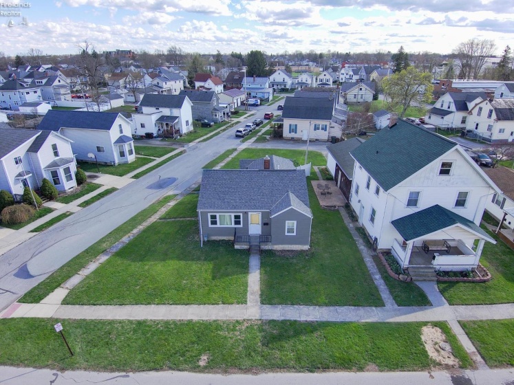 241 Hall Street, Tiffin, 44883, 3 Bedrooms Bedrooms, ,1 BathroomBathrooms,Residential,For Sale,Hall,20261163