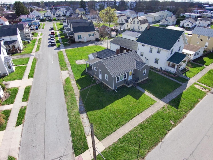 241 Hall Street, Tiffin, 44883, 3 Bedrooms Bedrooms, ,1 BathroomBathrooms,Residential,For Sale,Hall,20261163