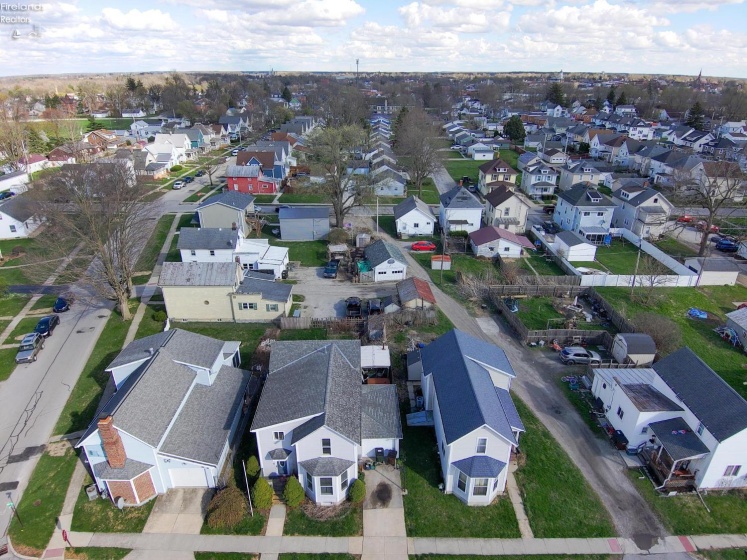 241 Hall Street, Tiffin, 44883, 3 Bedrooms Bedrooms, ,1 BathroomBathrooms,Residential,For Sale,Hall,20261163