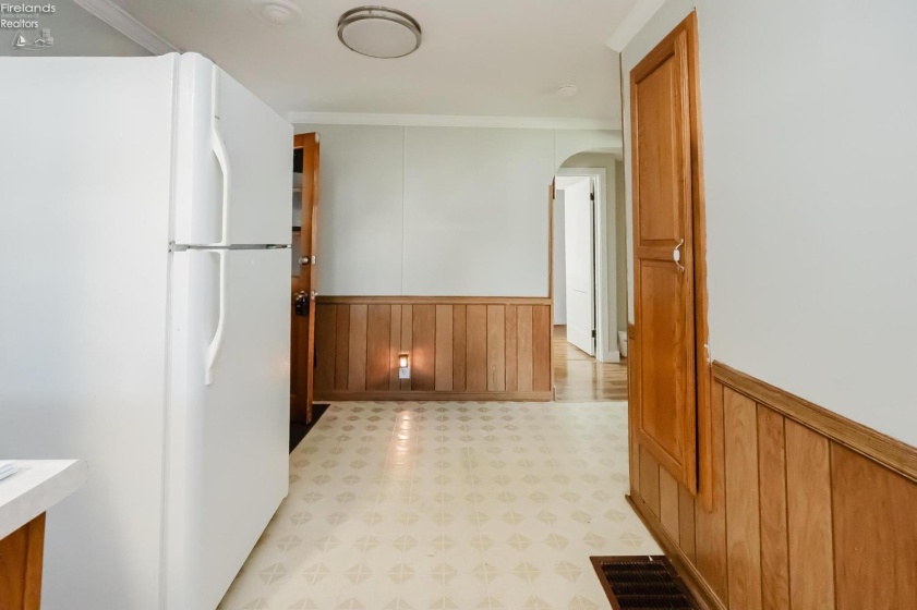 241 Hall Street, Tiffin, 44883, 3 Bedrooms Bedrooms, ,1 BathroomBathrooms,Residential,For Sale,Hall,20261163