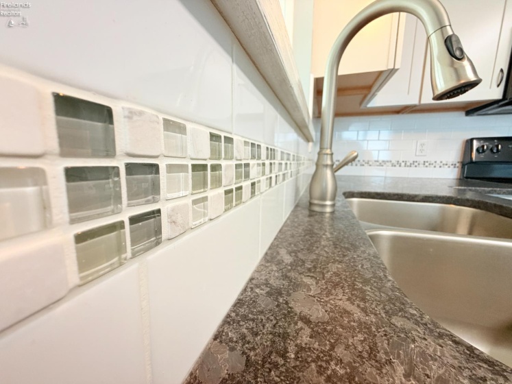 2078 Willowcove Drive, Marblehead, 43440, 2 Bedrooms Bedrooms, ,1 BathroomBathrooms,Residential,For Sale,Willowcove,20261157