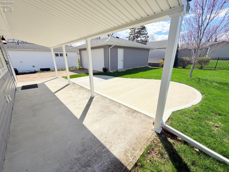 2078 Willowcove Drive, Marblehead, 43440, 2 Bedrooms Bedrooms, ,1 BathroomBathrooms,Residential,For Sale,Willowcove,20261157