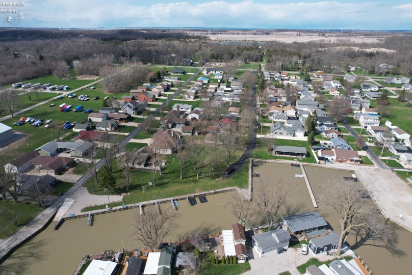 2078 Willowcove Drive, Marblehead, 43440, 2 Bedrooms Bedrooms, ,1 BathroomBathrooms,Residential,For Sale,Willowcove,20261157