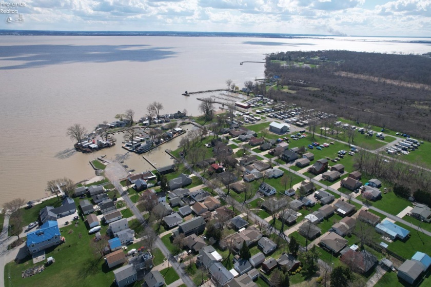 2078 Willowcove Drive, Marblehead, 43440, 2 Bedrooms Bedrooms, ,1 BathroomBathrooms,Residential,For Sale,Willowcove,20261157