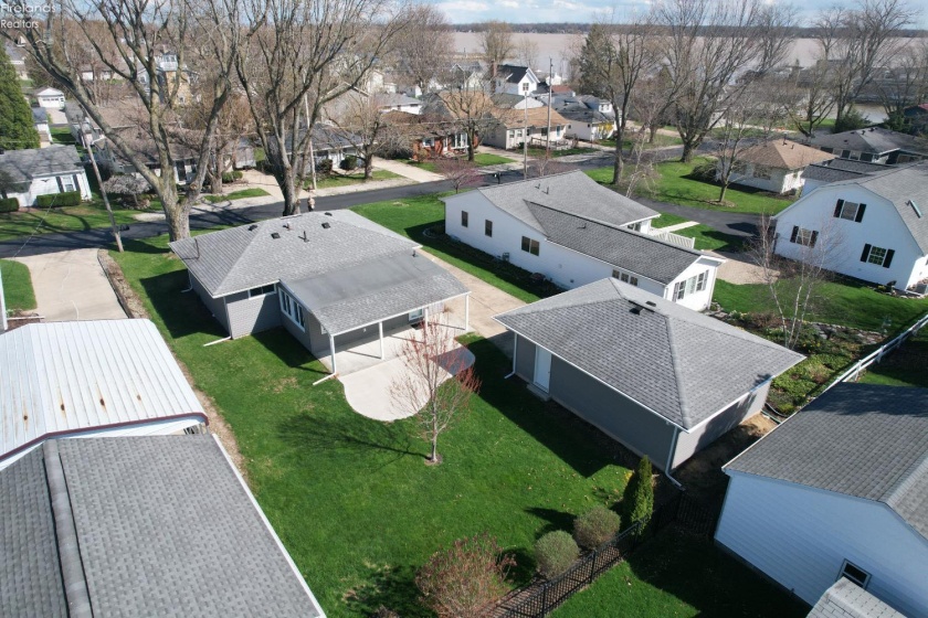 2078 Willowcove Drive, Marblehead, 43440, 2 Bedrooms Bedrooms, ,1 BathroomBathrooms,Residential,For Sale,Willowcove,20261157