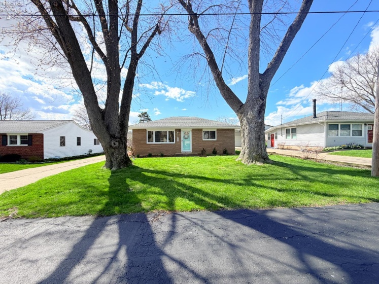 2078 Willowcove Drive, Marblehead, 43440, 2 Bedrooms Bedrooms, ,1 BathroomBathrooms,Residential,For Sale,Willowcove,20261157