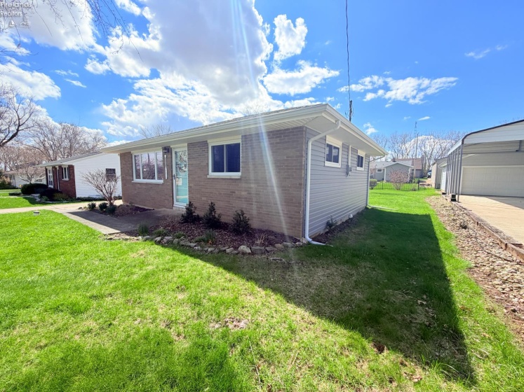 2078 Willowcove Drive, Marblehead, 43440, 2 Bedrooms Bedrooms, ,1 BathroomBathrooms,Residential,For Sale,Willowcove,20261157