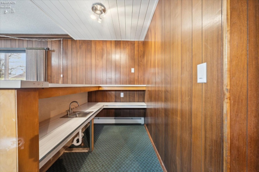 3737 Karwood, Port Clinton, 43452, 5 Bedrooms Bedrooms, ,3 BathroomsBathrooms,Residential,For Sale,Karwood,20261172