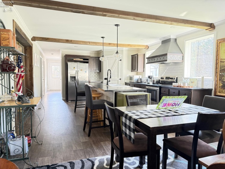 186 Hamilton Road, Kelleys Island, 43438, 3 Bedrooms Bedrooms, ,2 BathroomsBathrooms,Residential,For Sale,Hamilton,20261134