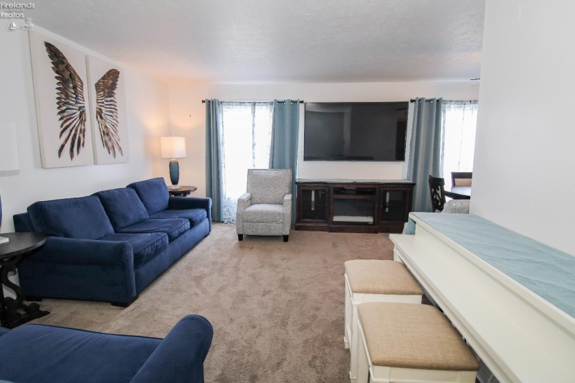 2058 Heritage Drive, Sandusky, 44870, 4 Bedrooms Bedrooms, ,2 BathroomsBathrooms,Residential,For Sale,Heritage,20261076