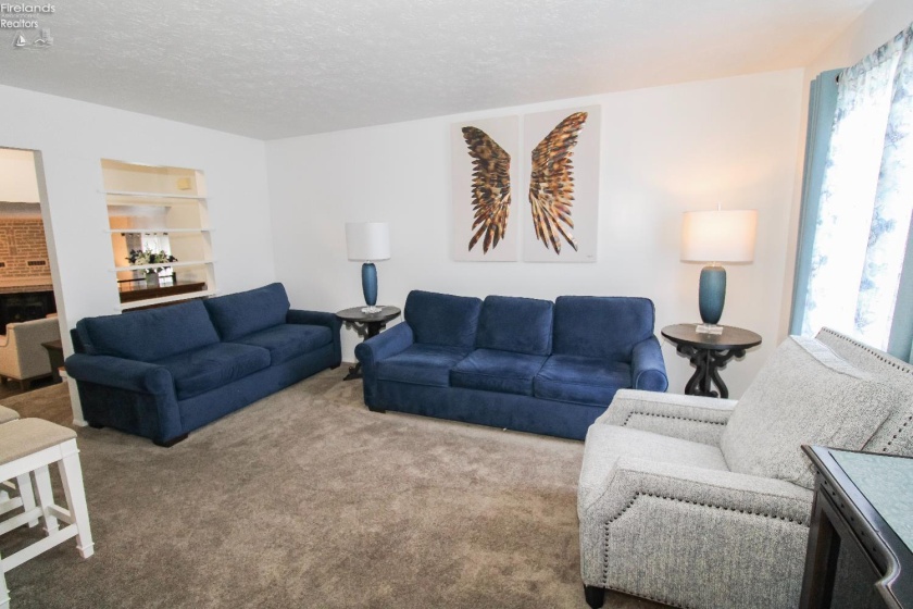 2058 Heritage Drive, Sandusky, 44870, 4 Bedrooms Bedrooms, ,2 BathroomsBathrooms,Residential,For Sale,Heritage,20261076