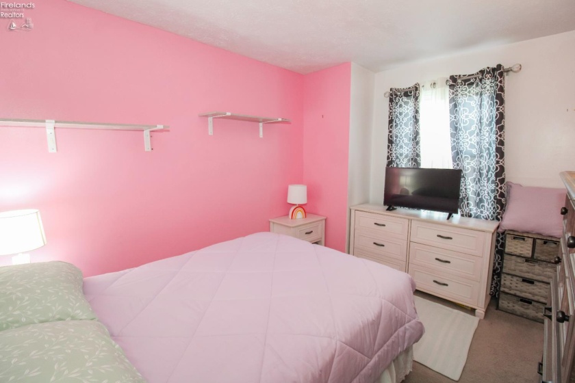 2058 Heritage Drive, Sandusky, 44870, 4 Bedrooms Bedrooms, ,2 BathroomsBathrooms,Residential,For Sale,Heritage,20261076