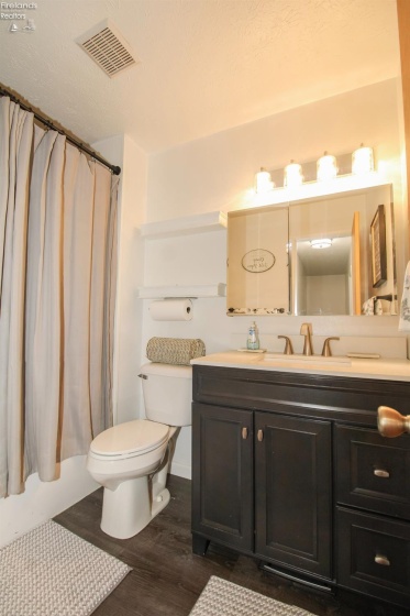 2058 Heritage Drive, Sandusky, 44870, 4 Bedrooms Bedrooms, ,2 BathroomsBathrooms,Residential,For Sale,Heritage,20261076