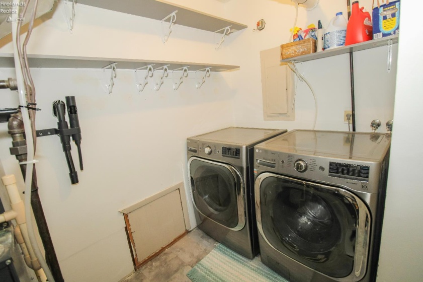 2058 Heritage Drive, Sandusky, 44870, 4 Bedrooms Bedrooms, ,2 BathroomsBathrooms,Residential,For Sale,Heritage,20261076