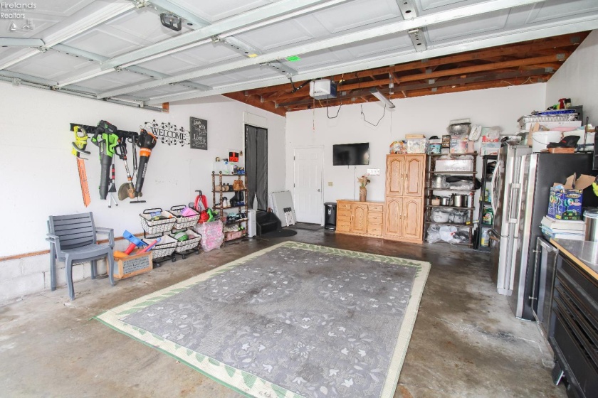 2058 Heritage Drive, Sandusky, 44870, 4 Bedrooms Bedrooms, ,2 BathroomsBathrooms,Residential,For Sale,Heritage,20261076