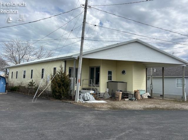 1631 Anchor Avenue, Port Clinton, 43452, 3 Bedrooms Bedrooms, ,2 BathroomsBathrooms,Residential,For Sale,Anchor,20261130